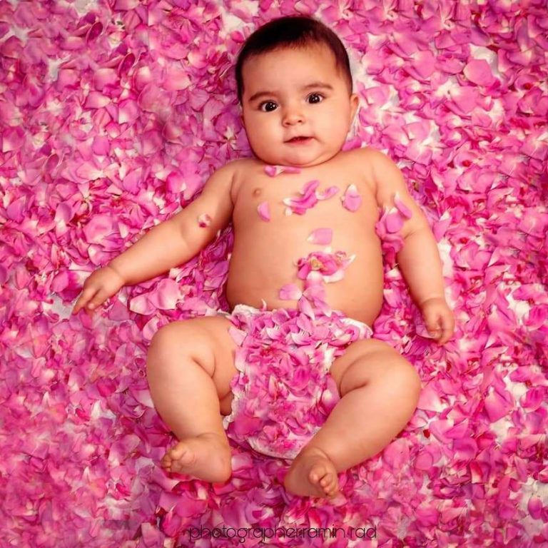 آیین خواباندن کودک در گُل