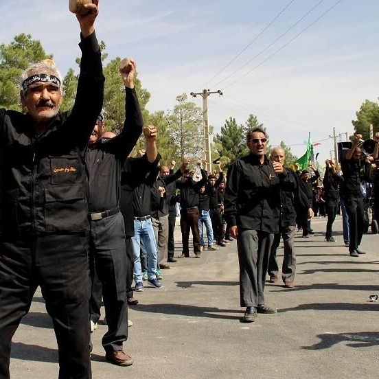 مراسم سنگ زنی