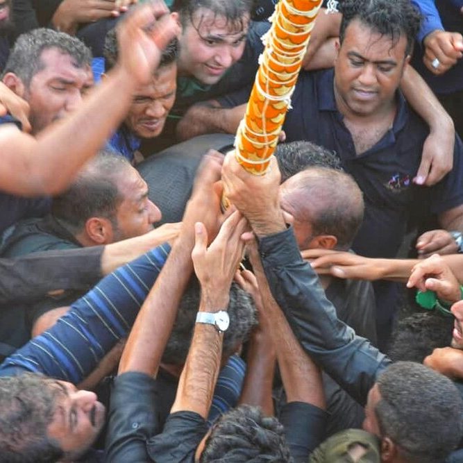 مراسم علم گردانی