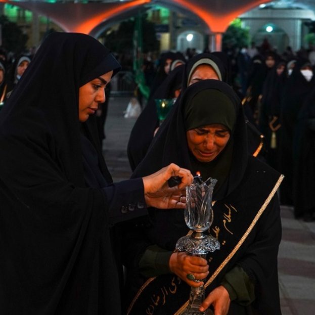 مراسم لاله گردانی