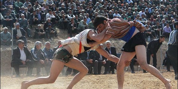 مسابقات کشتی آشیرما