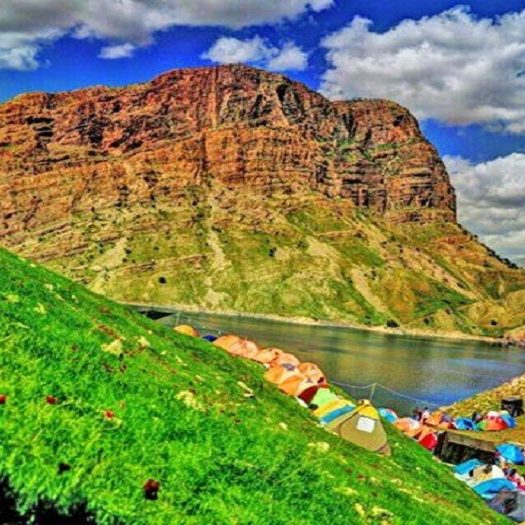 سفر به دره عشق سفر به دره عشق