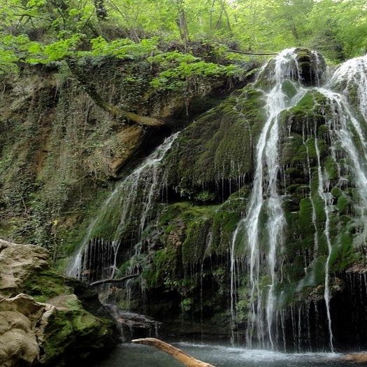 آبشار کبودوال