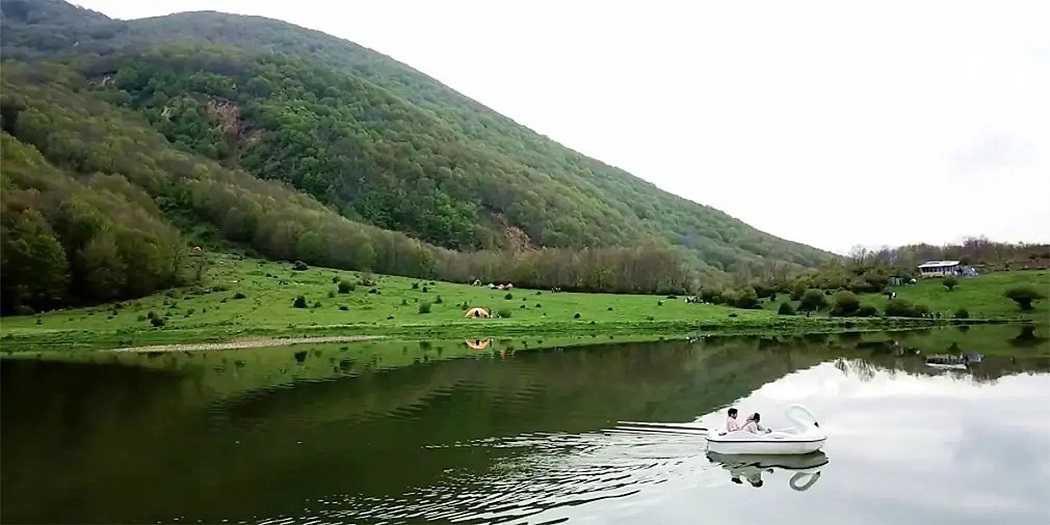 دریاچه-ویستان-بره-سر