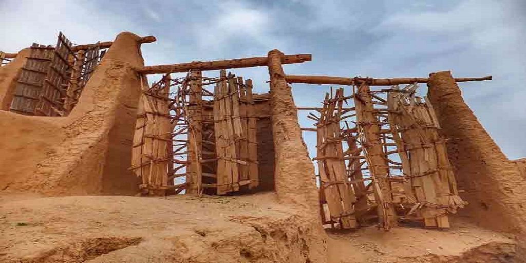 تور خواف و نشتیفان